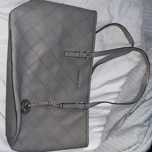 Micheal Kors Tote